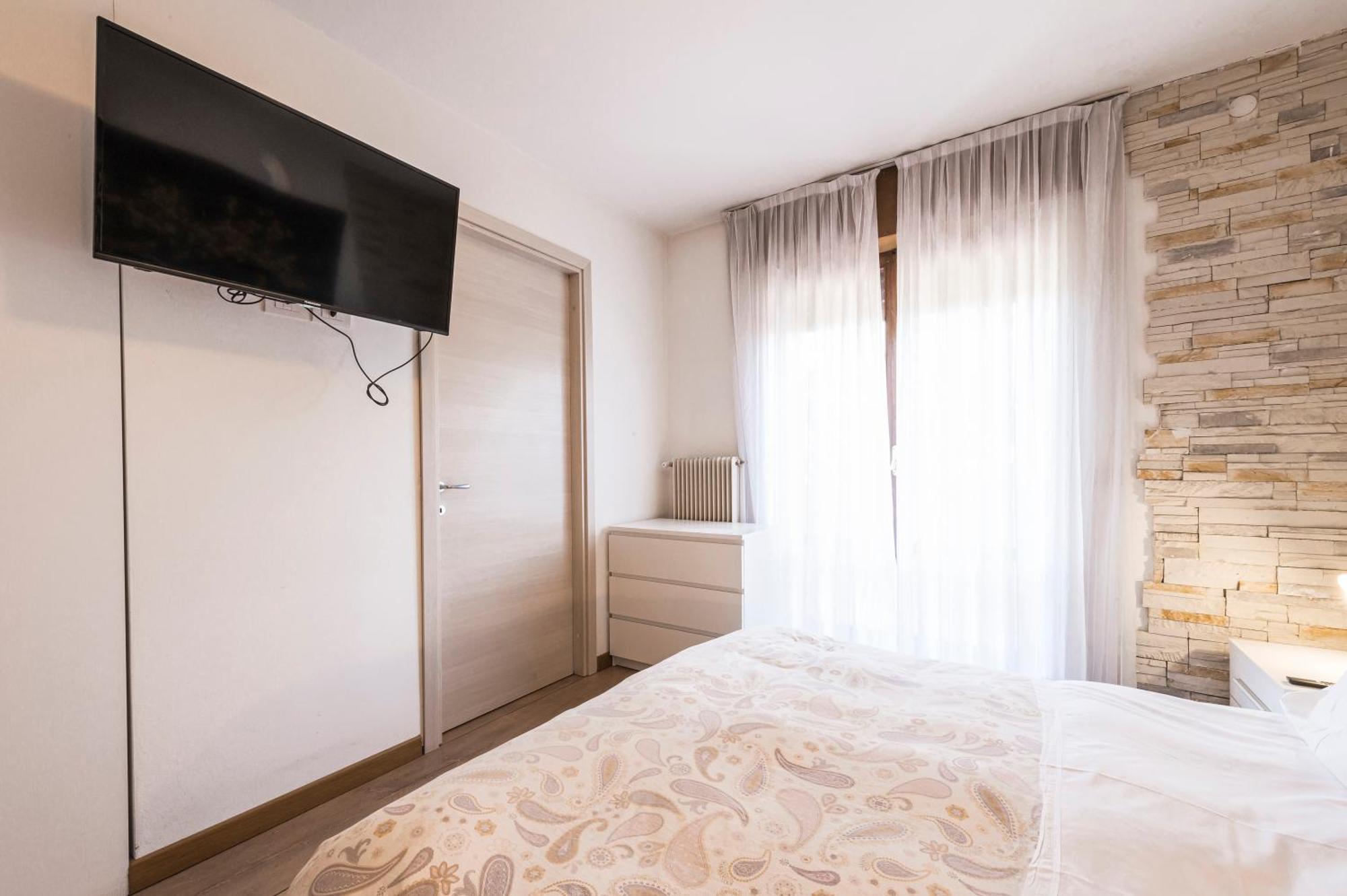 Hotel Vescovi أسياجو المظهر الخارجي الصورة