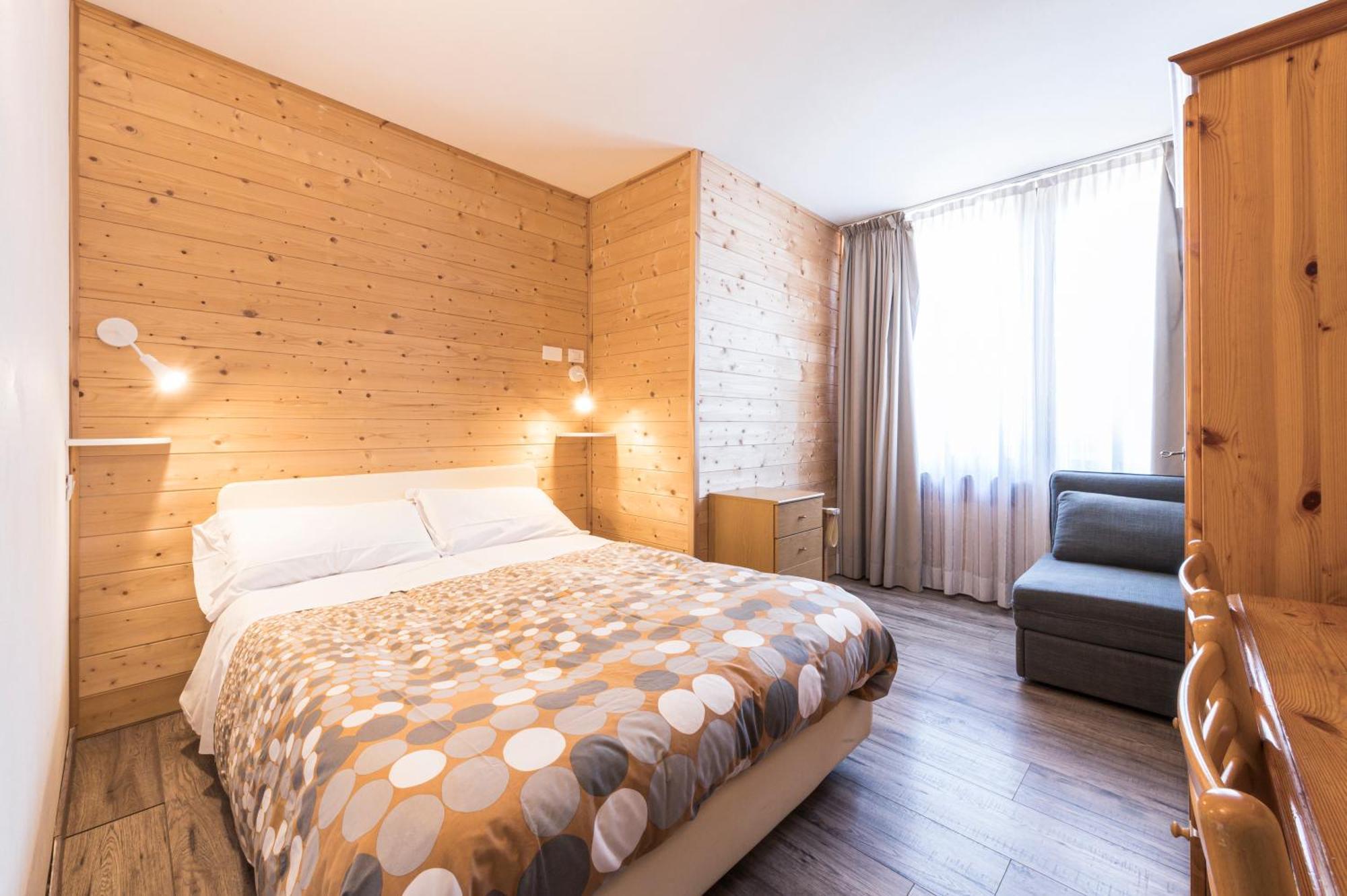 Hotel Vescovi أسياجو المظهر الخارجي الصورة